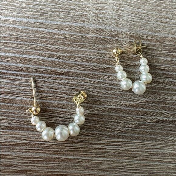 Anthropologie Gold and Pearl Earrings - Picture 2 of 3